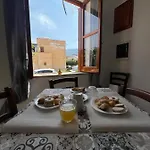 Marco Polo Bed and breakfast 3*